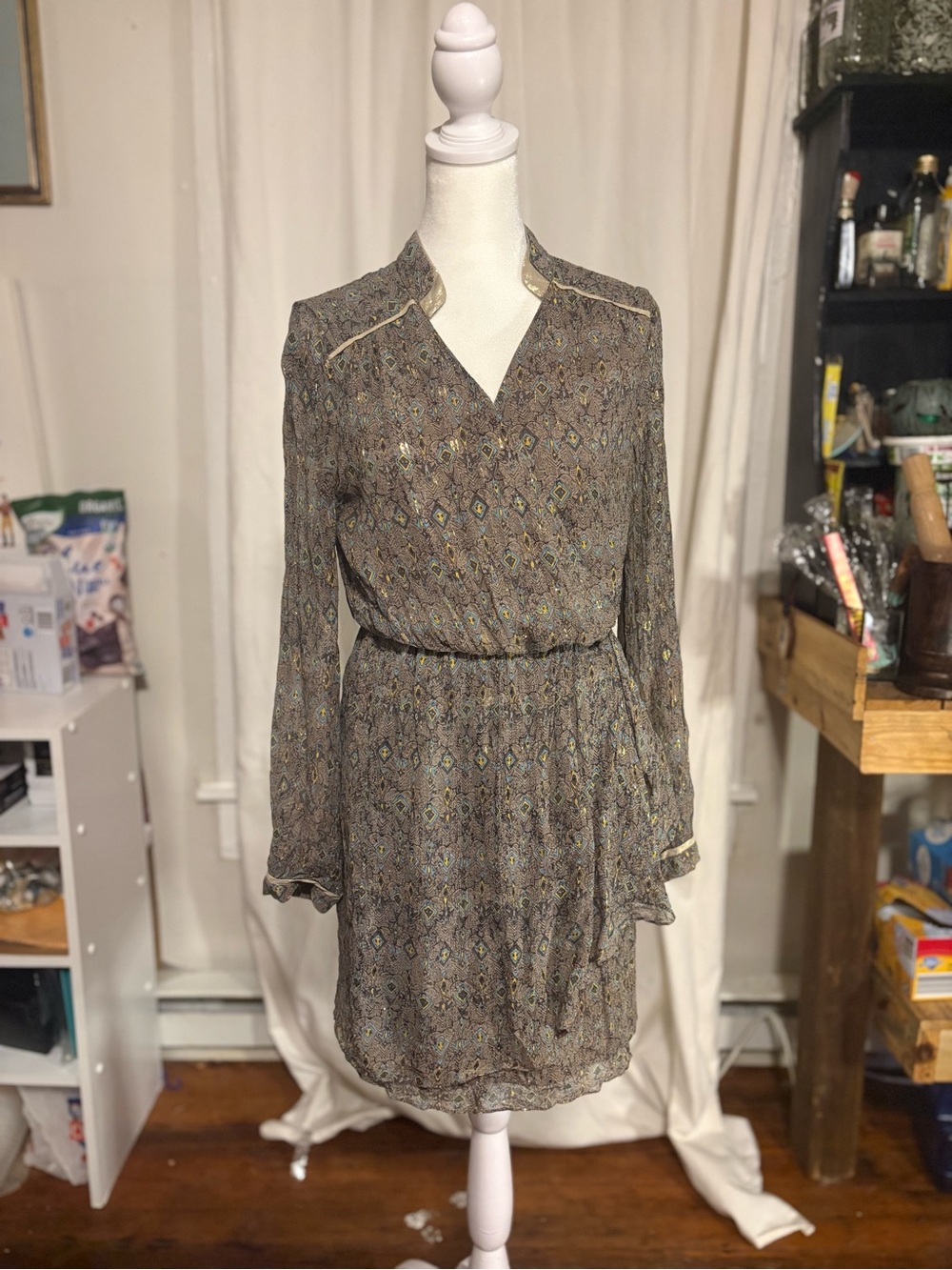 Aryn K Printed Long-Sleeve V-Neck Dress in Taupe and Gold Accents